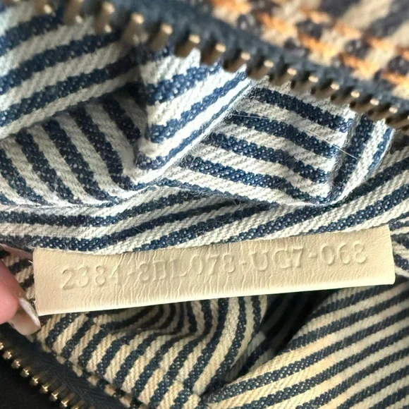 Authentic Fendi Spy Bag Denim Y2K Limited Edition | Like New + OG Dust Bag - Picture 13 of 14